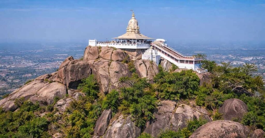 Dongargarh: The Hilltop Shrine