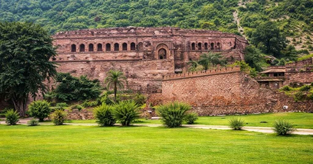 5 Haunted Places in Jaipur Real Stories & Spooky Secrets