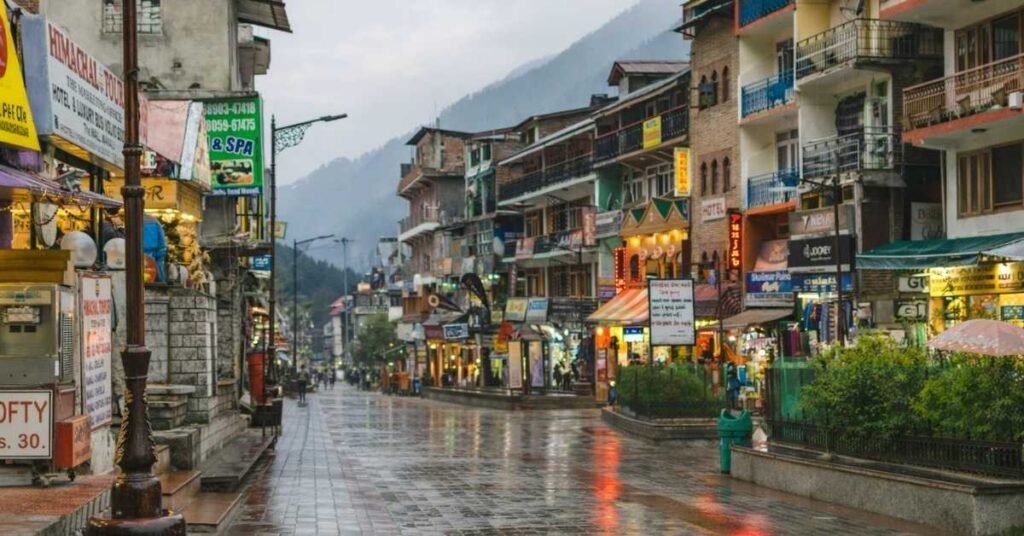 Best Time to Visit Kasol Market