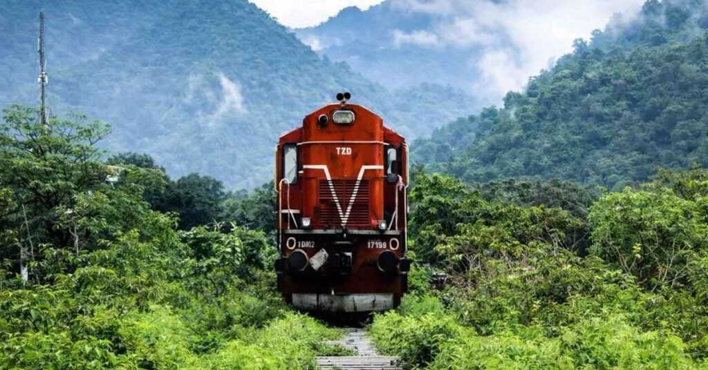 how to reach Kainchi Dham from Haldwani by train