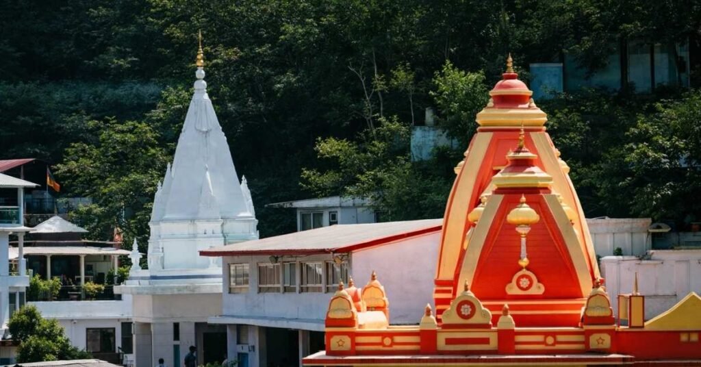 How to Reach Kainchi Dham from Haridwar By Bus