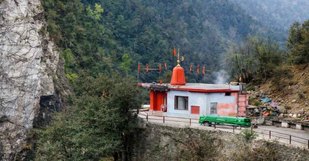 kathgodam to kainchi dham distance