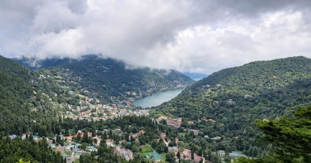 How to Travel from Kainchi Dham to Nainital