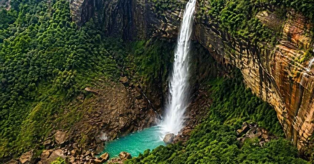 waterfalls in manali