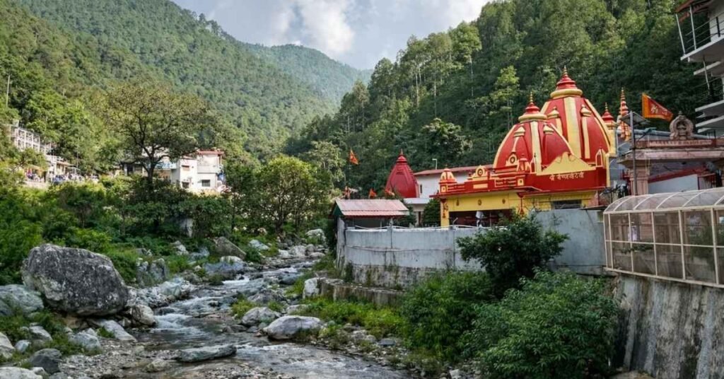 lucknow to kainchi dham distance