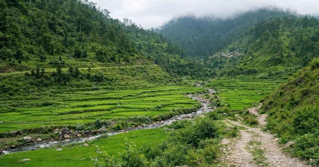 delhi to kanatal by train