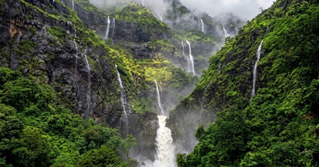 Secret Waterfalls Near Pune You Won T Believe 2 The Ultimate Guide To The Best Waterfalls Near Mumbai For Weekend Escapes 1024x536 